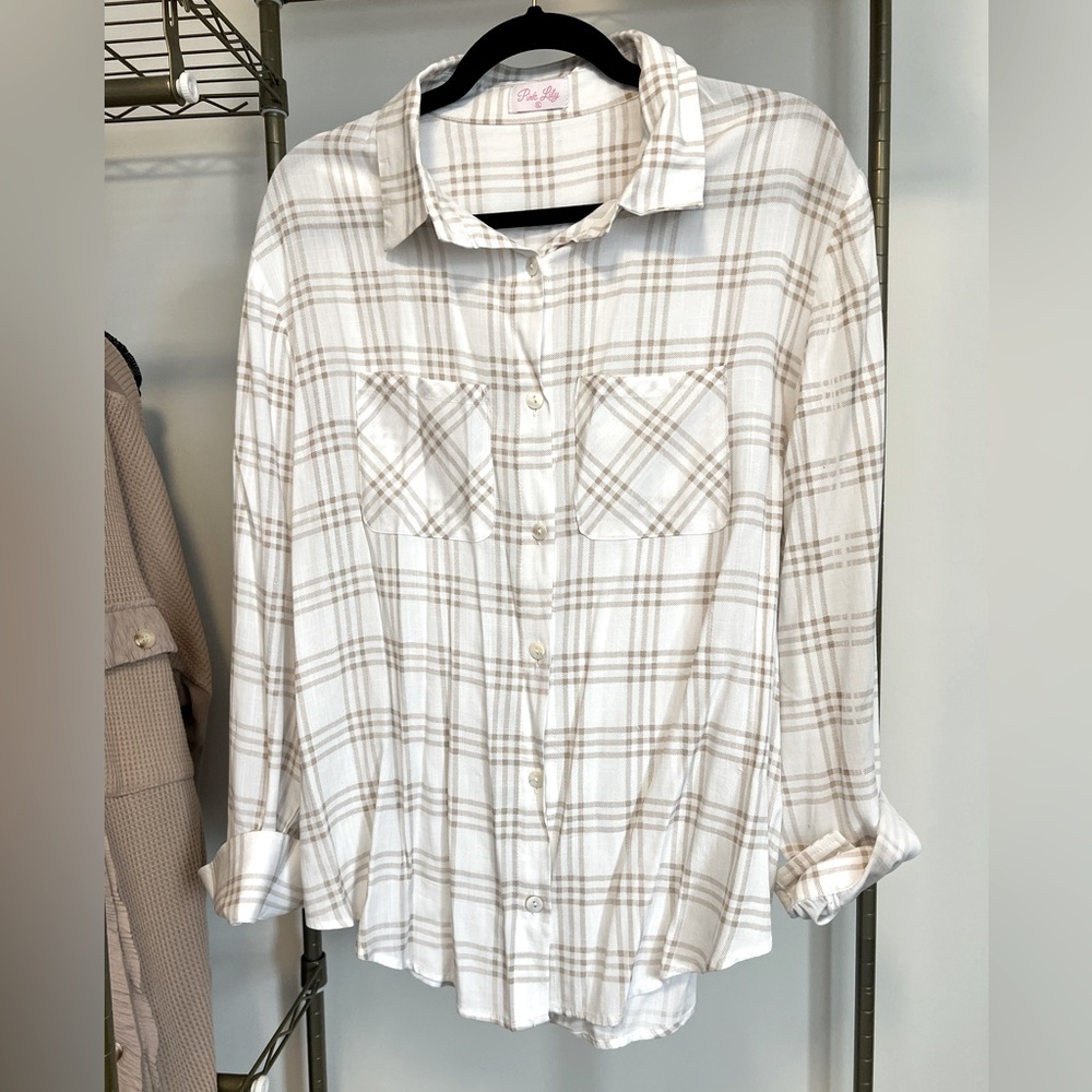 Pink Lily White Taupe Plaid Button Up (XL)
